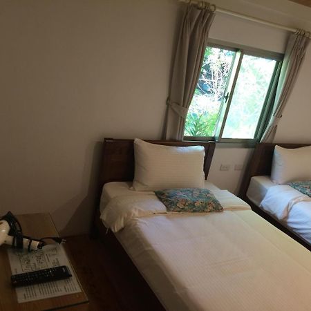 Hou Shan Ren Jia B&B Luye Exterior foto